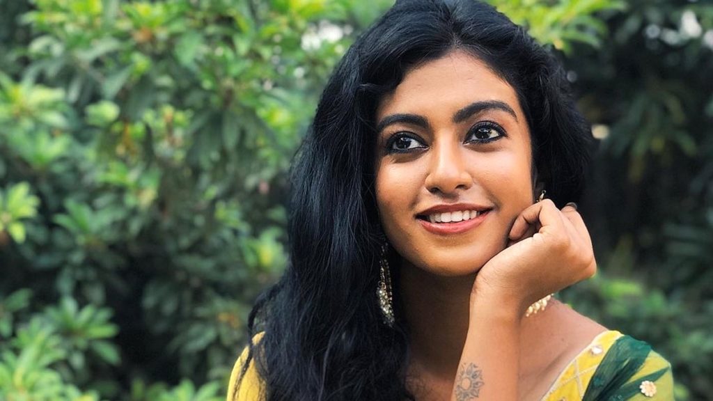 பாரதிகண்ணம்மா சீரியல் கண்ணம்மாவா இது? மாடர்ன் உடையில்... நீங்களே பாருங்க