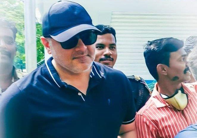 நடிகர் அஜித் போலீஸ் அலுவலகத்திற்கு வந்தது ஏன்? பரபரப்பு தகவல்