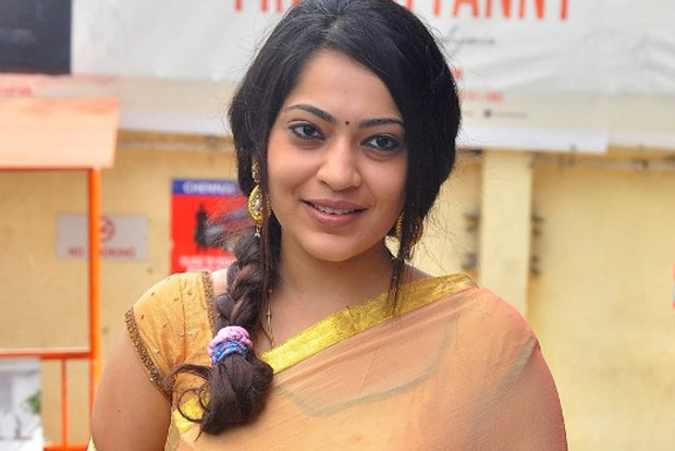 விஜய் டிவி ரம்யா அன்பானவருக்கு கொடுத்த முத்தத்தால் கடுப்பான நெட்டிசென்கள்!