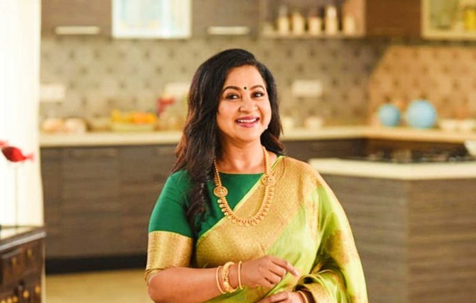 சீரியலை விட்டு விலகிய ராதிகா எடுக்கும் திடீர் முடிவு