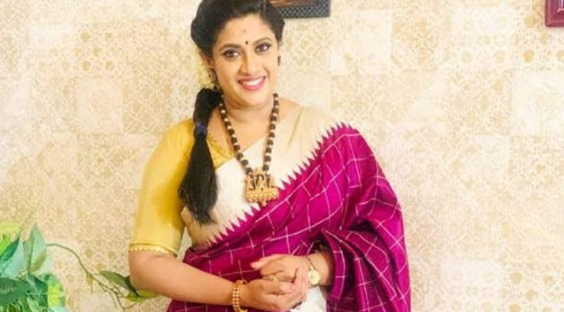 ஹீரோவை விட ஹீரோவின் அம்மாவுக்கு வயசு குறைவு...  வைரலாகும் சீரியல் குறித்த தகவல்