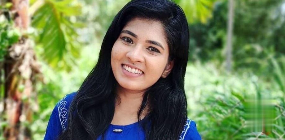 பாண்டியன் ஸ்டோர்ஸ் சீரியலில் இருந்து விலகியது ஏன்?? தீபிகா கொடுத்த விளக்கம்... ரசிகர்கள் ஷாக்.!