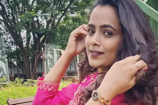 சாலை விபத்தில் பலியான பிரபல சீரியல் நடிகை - ரசிகர்கள் அதிர்ச்சி!